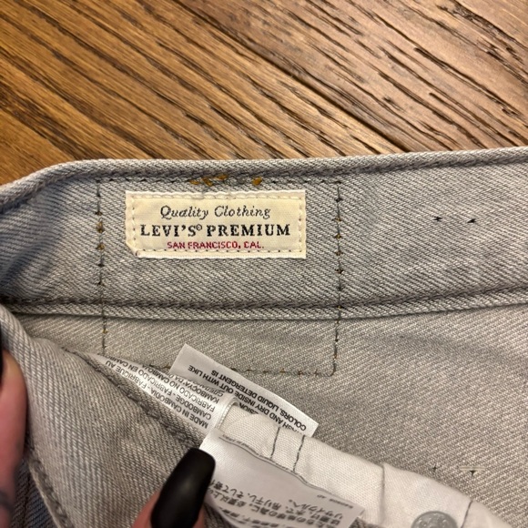 Levi's Premium 501 Original Denim Shorts - Picture 7 of 12